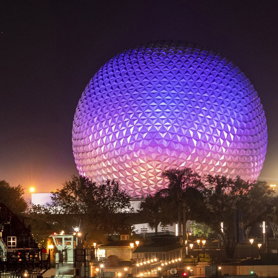 EPCOT : A magical Architectural Rollercoaster